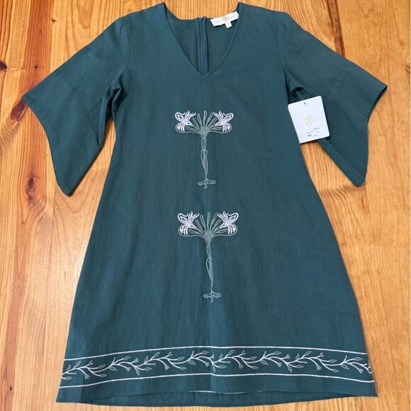 Anna Cate Meredith Mini Dress SIZE XS Pink Green Forest / Lilac Embroidered NWT - Picture 4 of 16